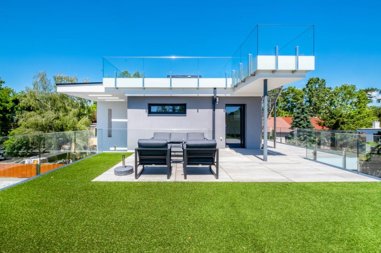 Mf Villa Nuvola Шиофок Экстерьер фото